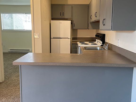 4th image of 12700 Greenwood Ave N #201
