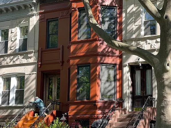 53 Chauncey St, Brooklyn, NY 11233
