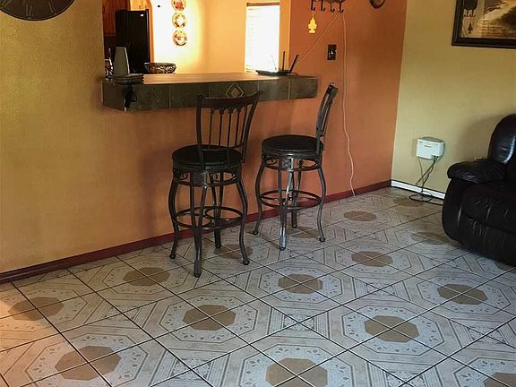 5th image of 206 S Stanton Ave