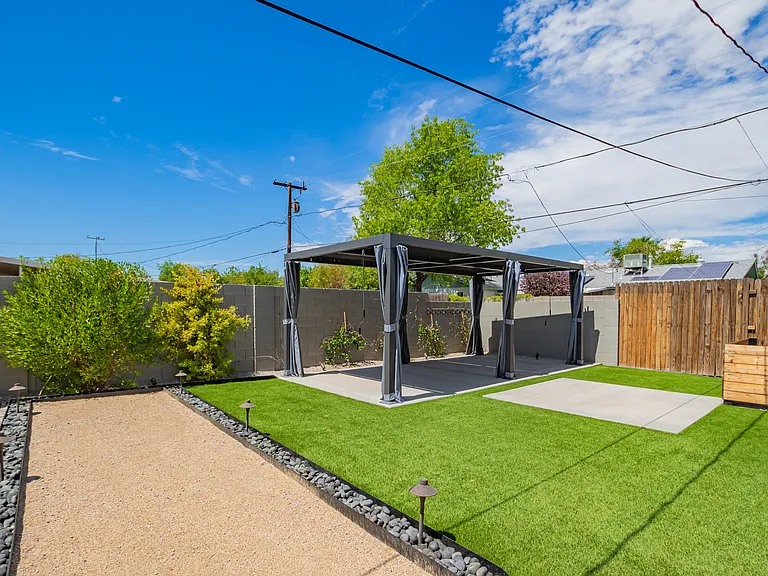 2136 W Village Dr — Photo 47