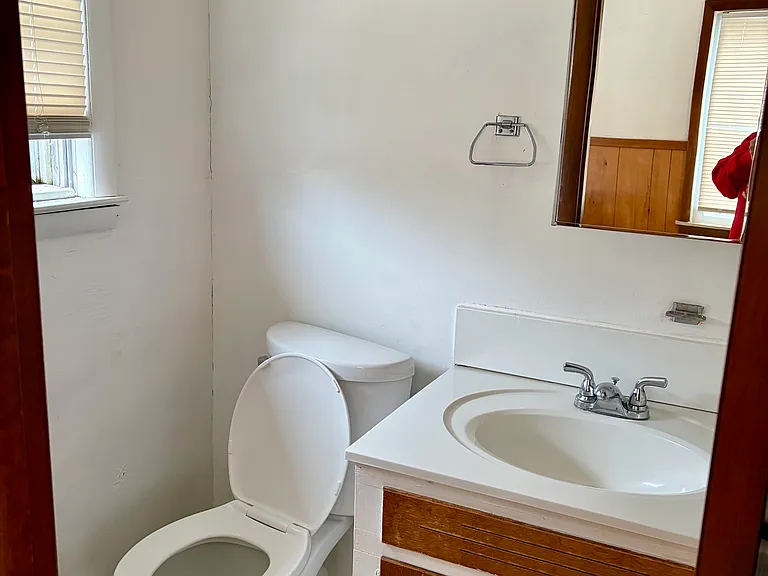 5813 Edwards Ave — Photo 7