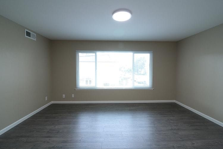 1st image of 77 N Ellsworth Ave #5