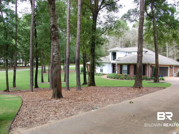 166 Willow Lake Dr, Fairhope, AL 36532