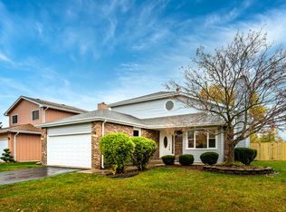 17814 Tanglewood Ct, Hazel Crest, IL 60429