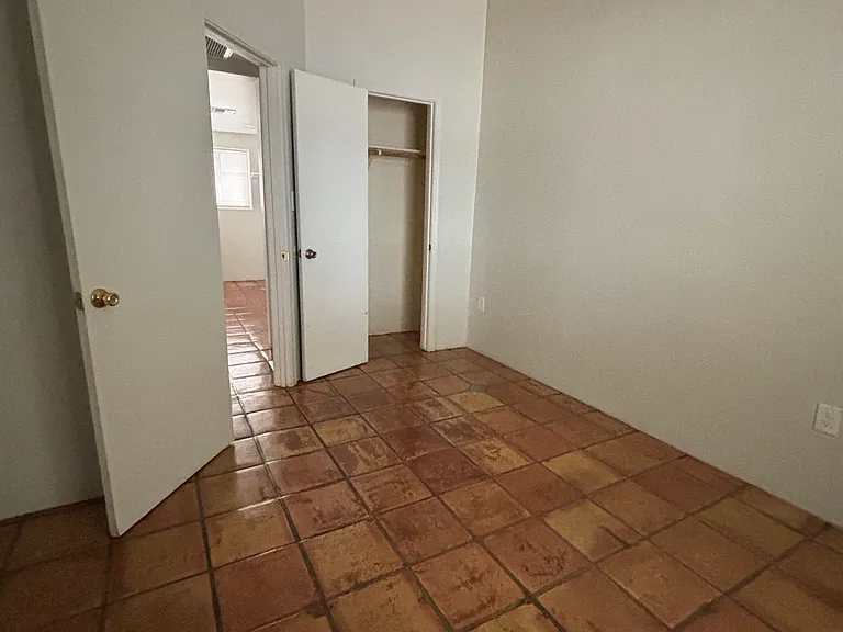 5760 E 23rd St #B — Photo 17