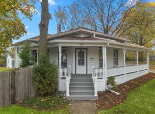 406 Church St, Harvard, IL 60033