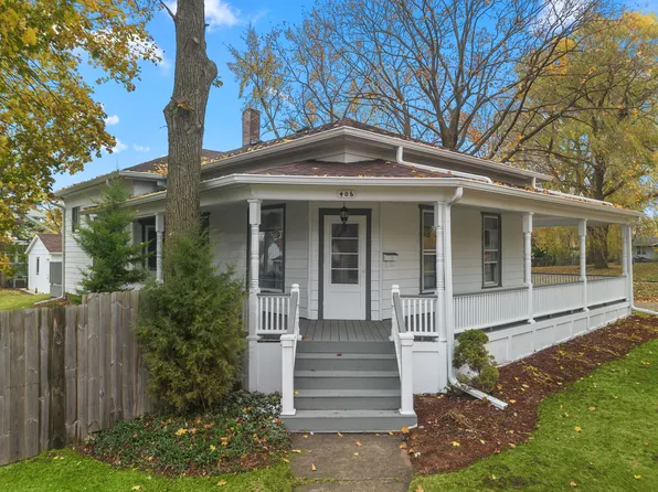 406 Church St, Harvard, IL 60033