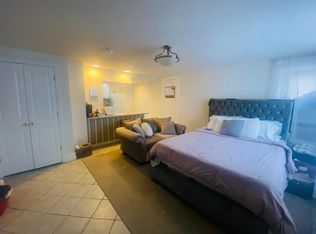 520 Undercliff Ave APT 1, Edgewater, NJ 07020