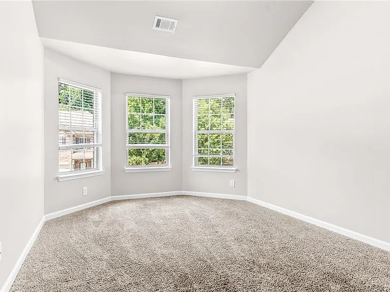 419 Live Oak Pass — Photo 20