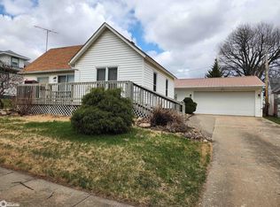 308 Center St, Garwin, IA 50632
