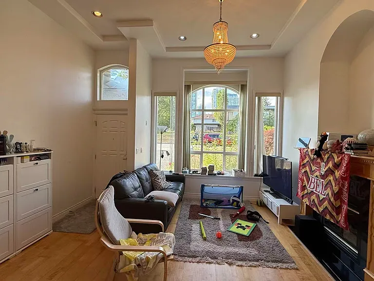 4994 Victory St #MAIN HOUSE — Photo 7