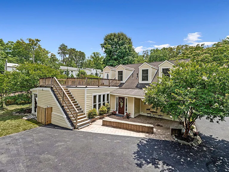 7712 Dolly Dr — Photo 44