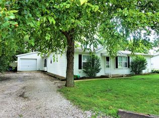 112 S Lynn St, Homer, IL 61849