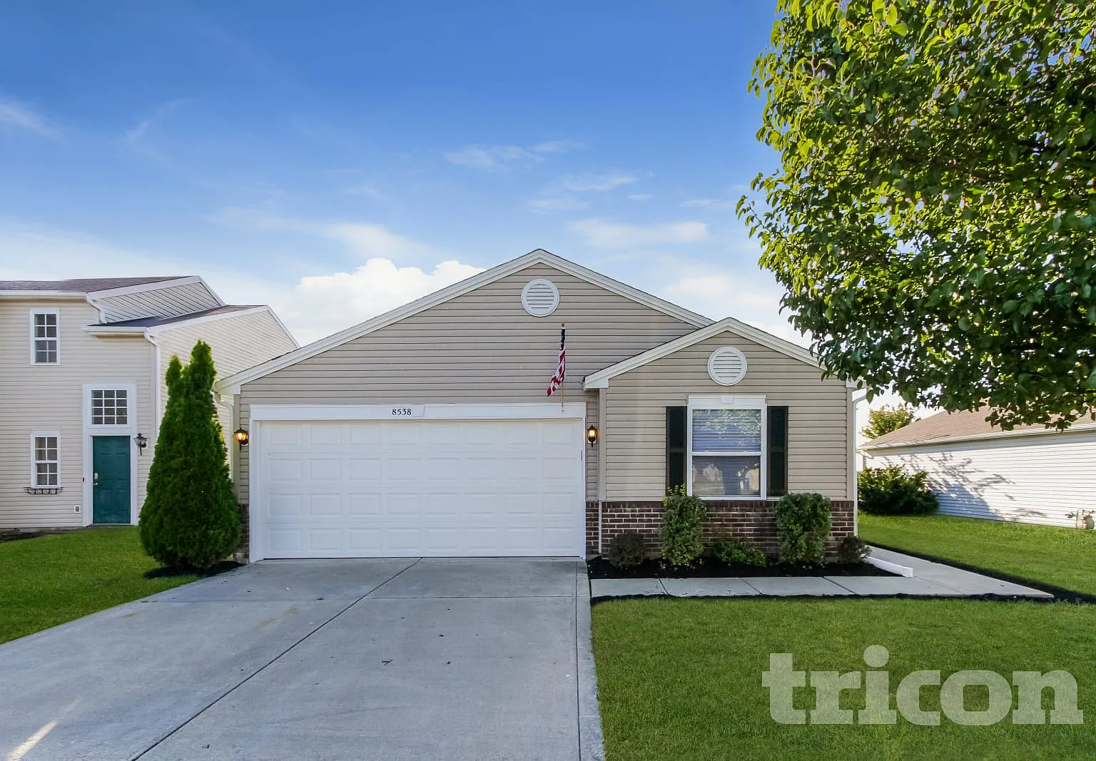 8538 Bluff Point Drive Camby IN — Photo 2