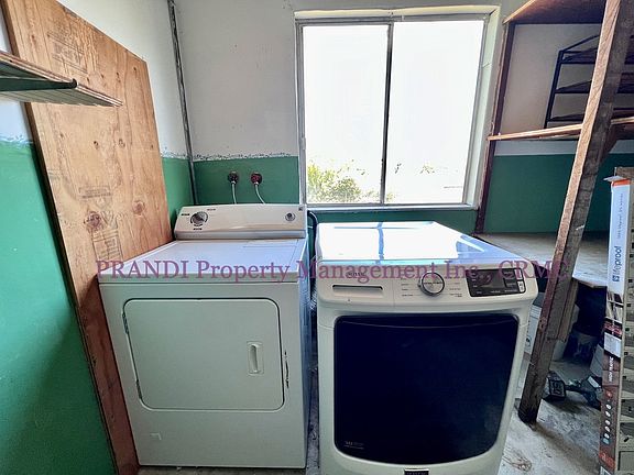 4th image of 34 Mariner Green Dr