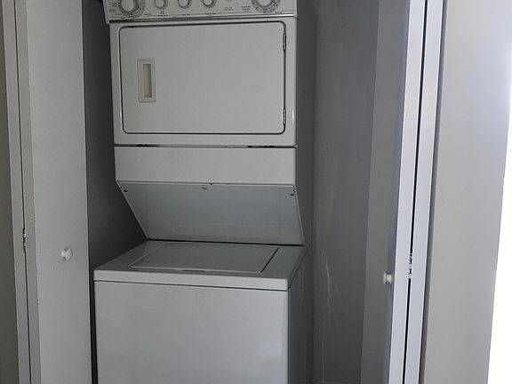 4th image of 10 SW South River Dr APT 1806