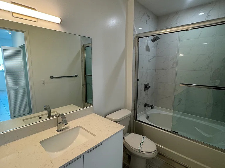 602 E Dania Beach Blvd #517 — Photo 8