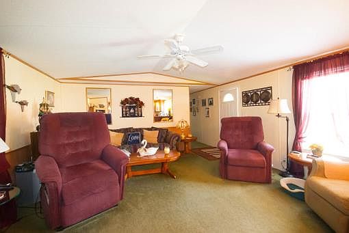 3rd image of 119 Buckhorn Ct