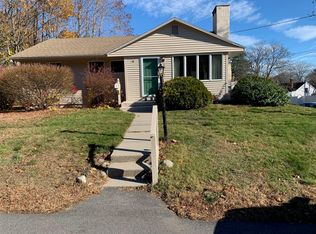 3 Longview Ter, Kennebunk, ME 04043