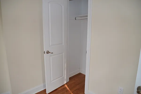 Rented by MNS | media 10