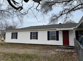 130 Randolph St, Waskom, TX 75692