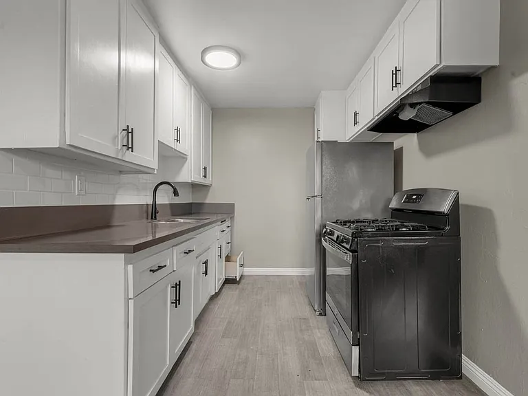 4036 Gelber Pl #7A — Photo 2