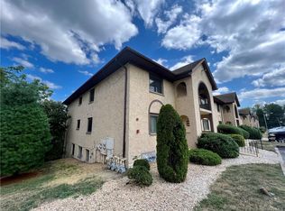 59 Omni Parc Dr, Nanuet, NY 10954