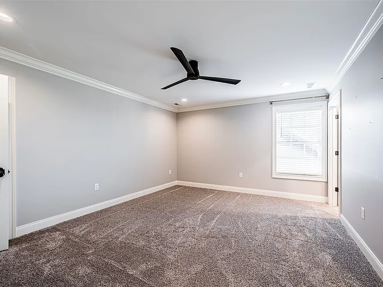 730 Bennington Park Dr — Photo 31