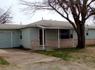 1301 Bishop Rd, Burkburnett, TX 76354