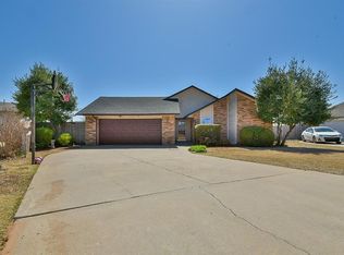 208 Andrea Reve Pl, Moore, OK 73160