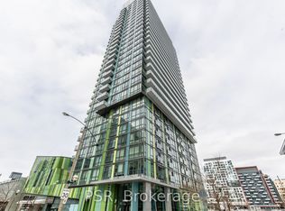170 Fort York Blvd N #2811, Toronto, ON M5V 0E6