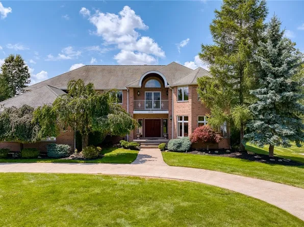 3008 Old Brainard Rd, Cleveland, OH 44124