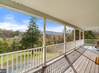 586 King David Dr, Linden, VA 22642