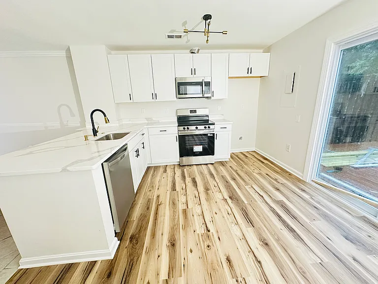 12143 Presidio Way — Photo 10