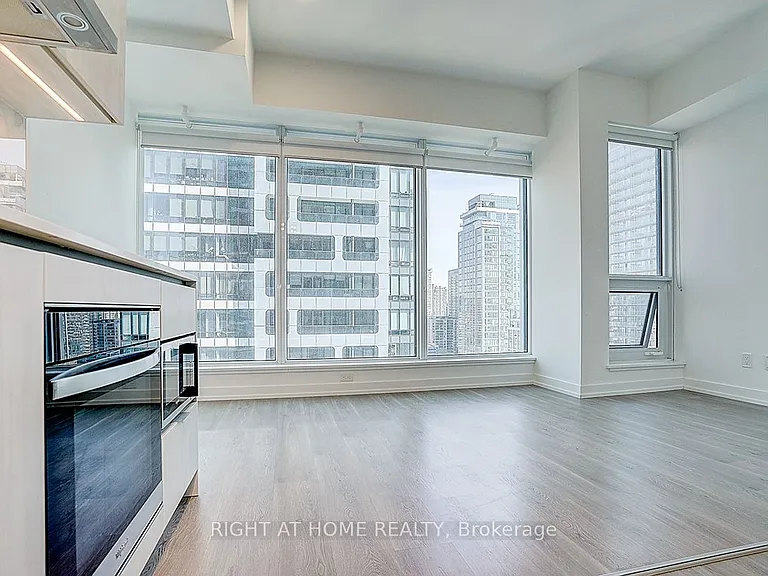 8 Wellesley St W #2606 — Photo 39