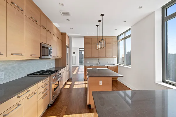 Sold by Douglas Elliman | media 9