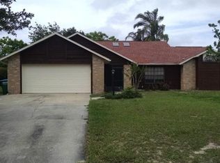 882 S Hancock Dr, Deltona, FL 32725