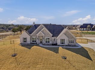 1038 Deer Island Ct, Azle, TX 76020