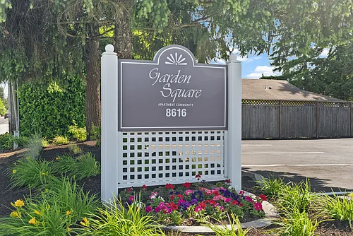 Garden Square Apartments Photo 1