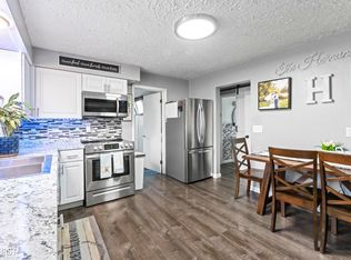 225 W 3rd St, Imlay City, MI
