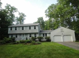 22 Oak St, Medway, MA 02053
