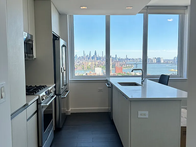 309 Gold St #AIR31D — Photo 3