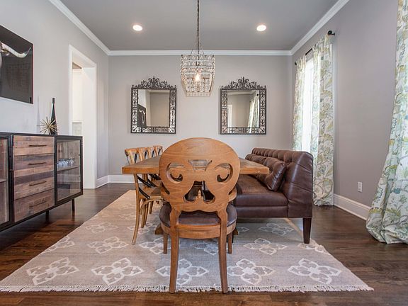 5th image of 9409 Marbella Dr