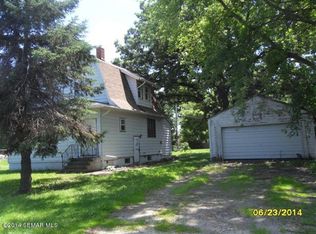 113 3rd St, Claremont, MN 55924