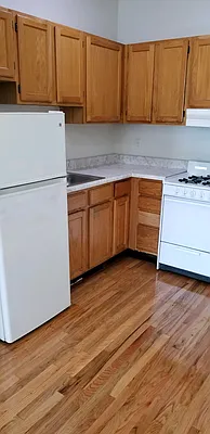 Rented by Prince Real Estate Associates LLC | media 11