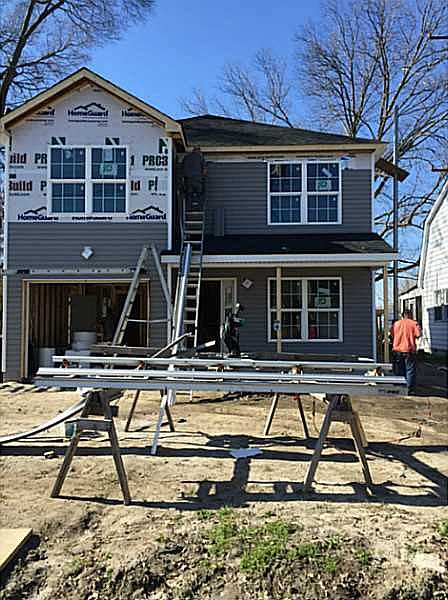 2nd image of 2521 Lanier St