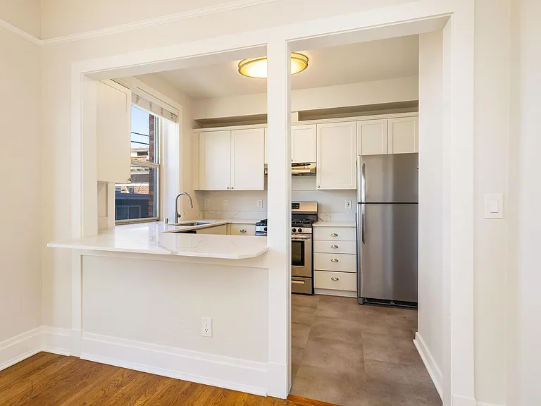 The New Carroll Apartments — Photo 31