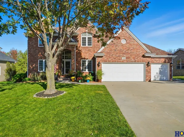 7248 Parkridge Cir, Lincoln, NE 68516
