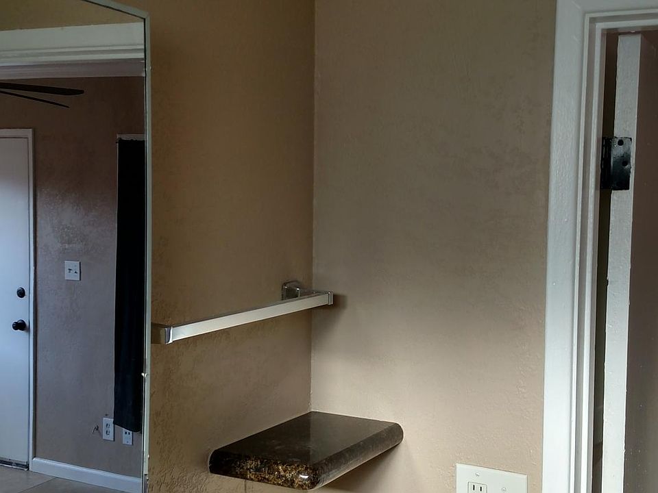 1st image of 721 S Pine St