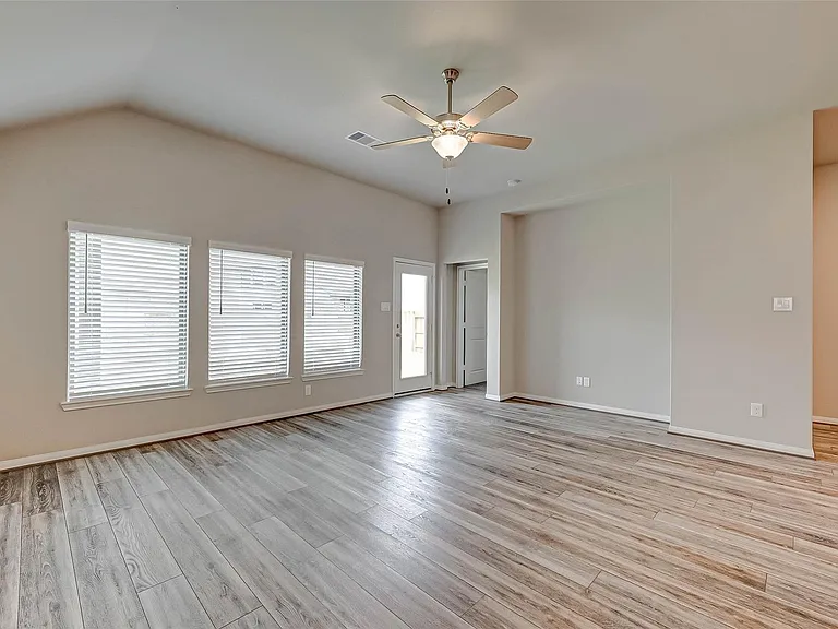 24014 Barnett Overlook — Photo 11